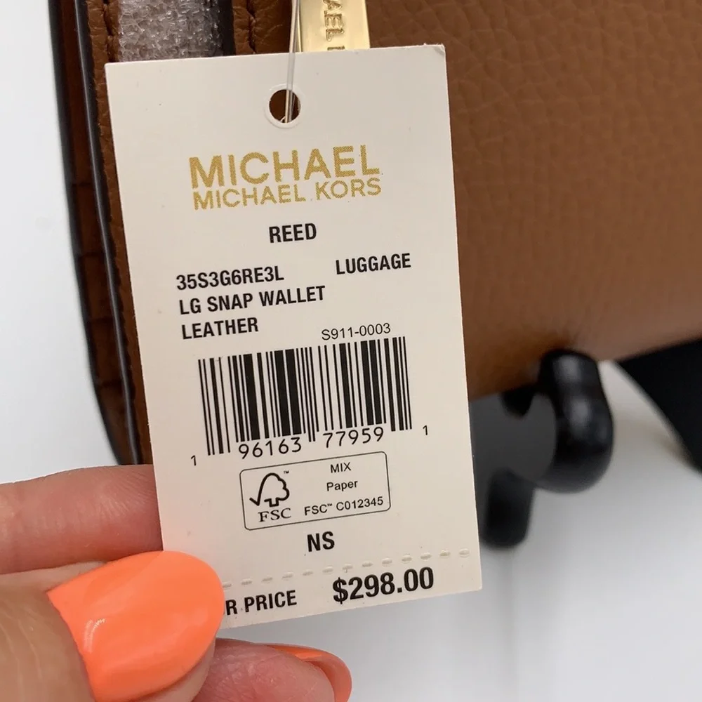 Michael Kors Reed Large Bifold Pebbled Leather Snap Wallet Card Case Luggage